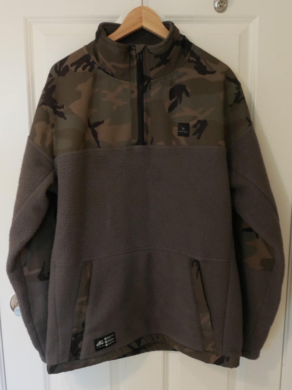 Rip Curl Mens Anti-Series Quarter-Zip Camo Pullover Fleece~